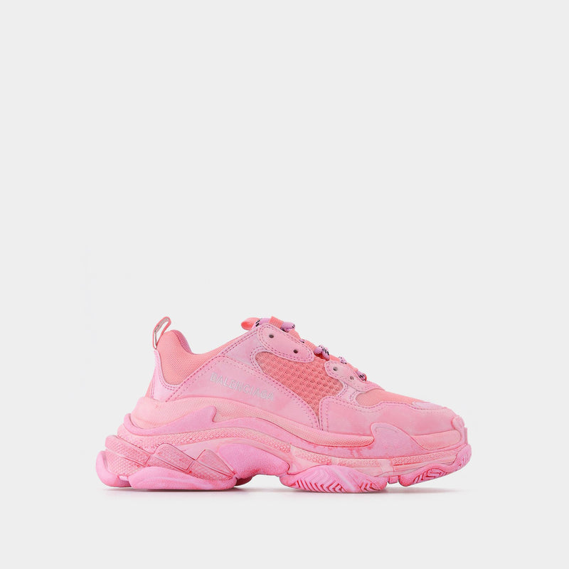 Triple S Sneaker   in Pink