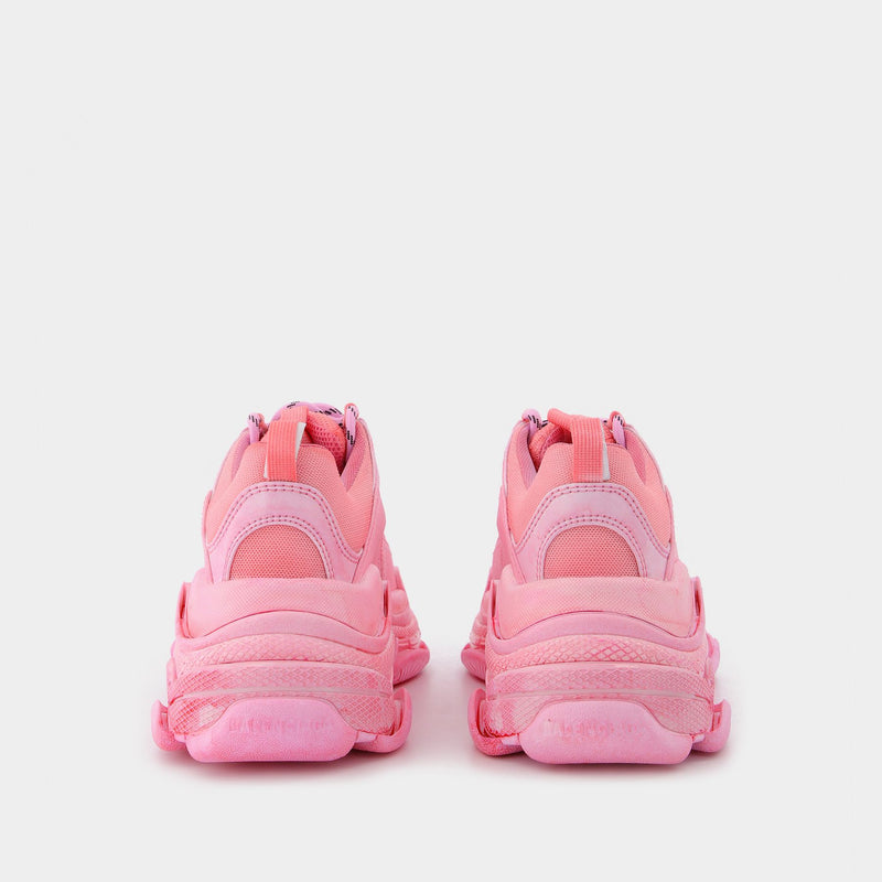 Triple S Sneaker   in Pink