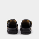 Mirst Flats in Black Leather