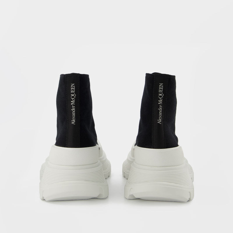 Tread Sneakers - Alexander Mcqueen -  Black/White - Leather