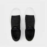 Deck Plimsoll Sneakers - Alexander Mcqueen -  Black/White - Canva