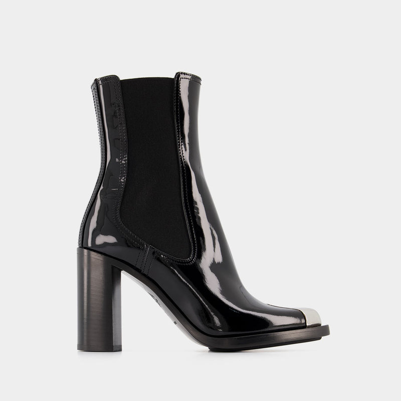 Boots in Black/Silver Leather
