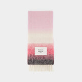 Gradiant Fringed Scarf in Mixed Materials/Pink