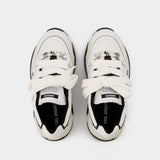 Catfish Lo Sneakers - Axel Arigato - White/Black - Leather