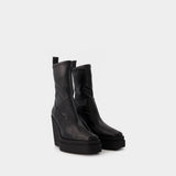 Texan Boots in Black Synthetic Leather
