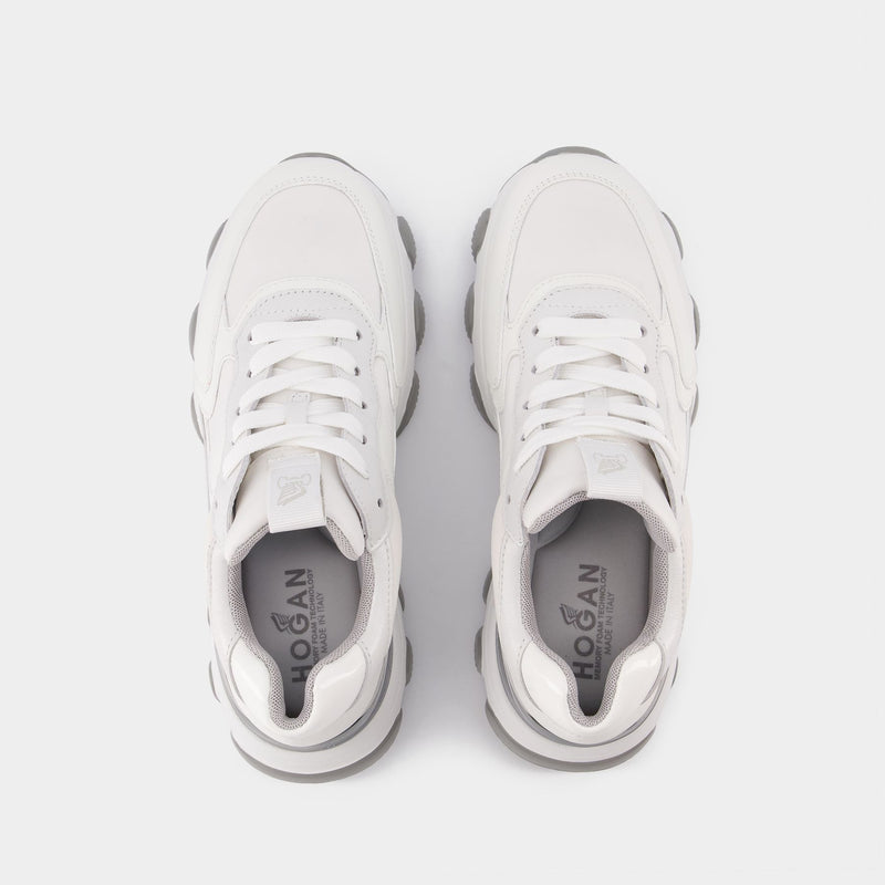 Hyperactive Allacciato Sneakers in White Leather