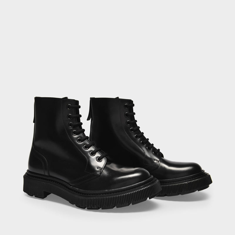 Type 165 Ankle Boots in Black Leather