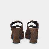 Chaka Sandals in Brown Suede Leather
